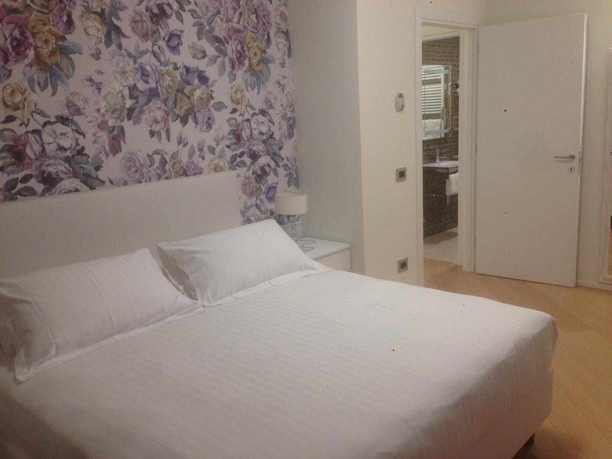 Embassy Aparthotel Rimini Buitenkant foto