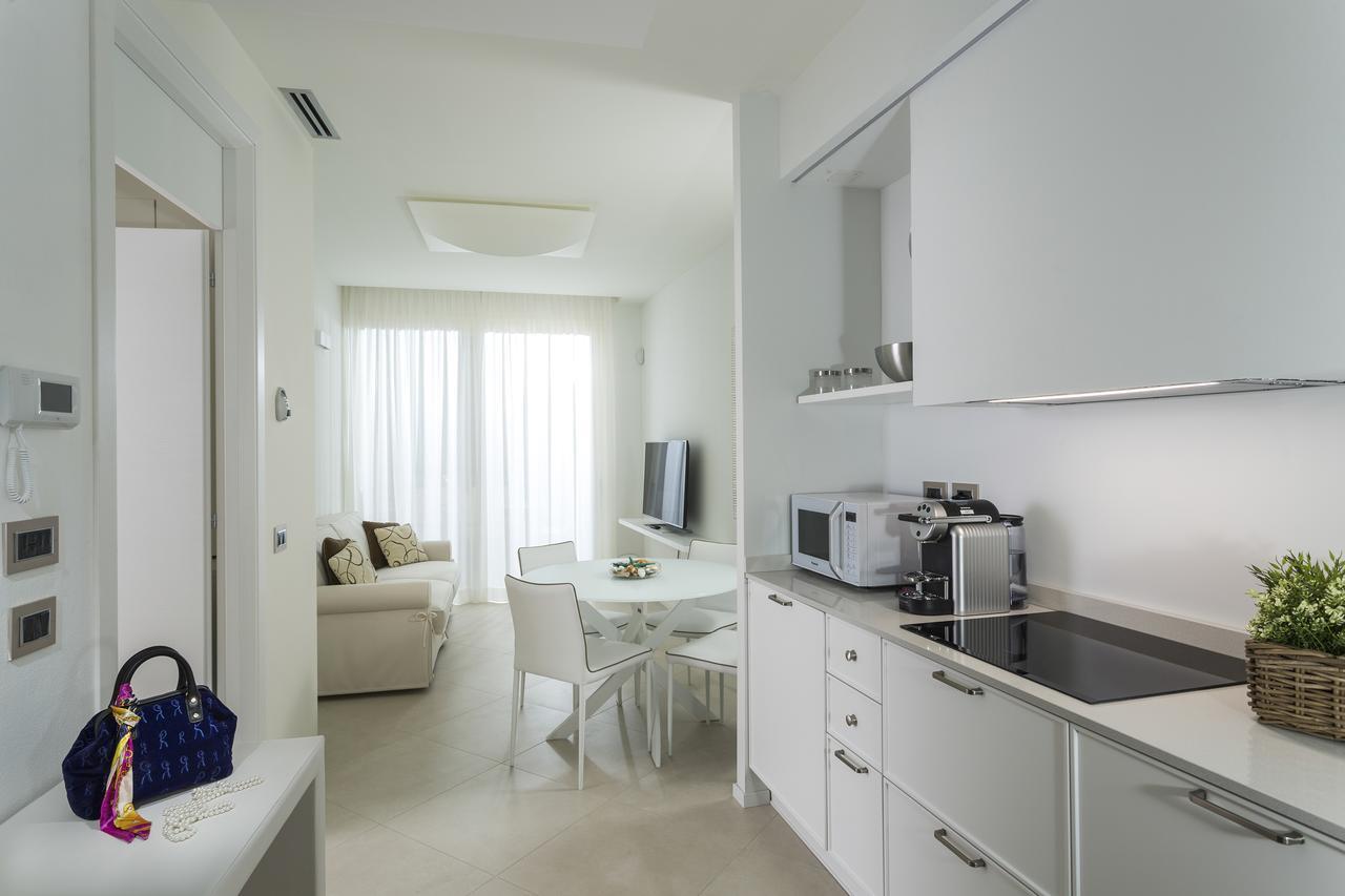 Embassy Aparthotel Rimini Buitenkant foto